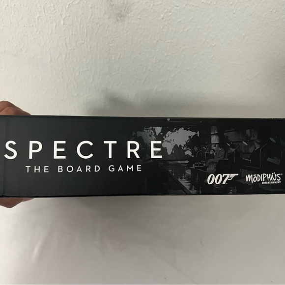 Spectre 007 JAMES BOND Board Game Strategy Challenging New In Box 2-4 Players - Picture 7 of 11